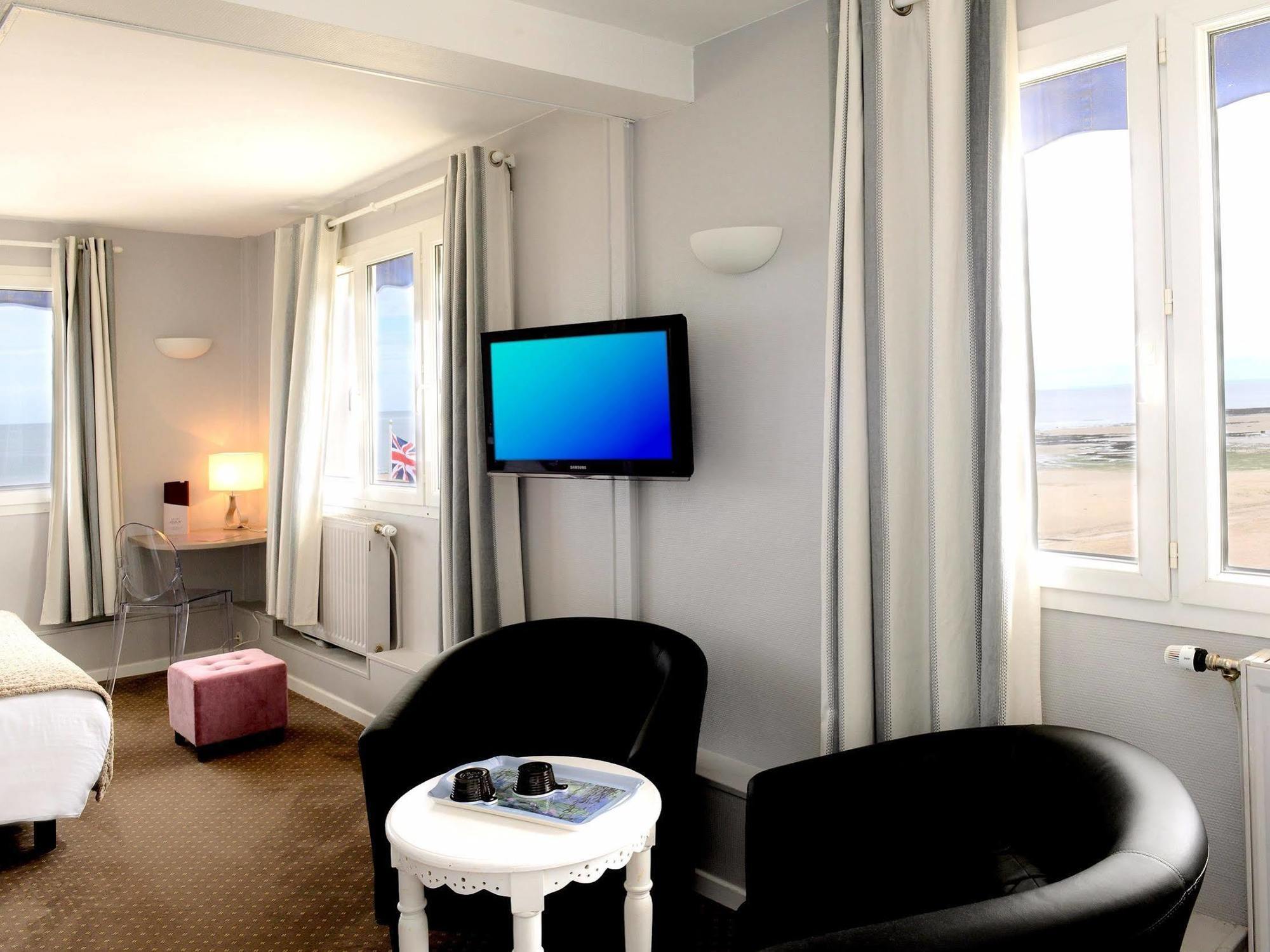 Saint Aubin Logis Hotel & Restaurant Exterior foto